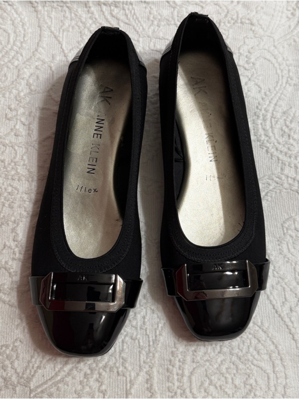 Anne Klein Size 6.5M Black Patent Cap-Toe Ballet Flats